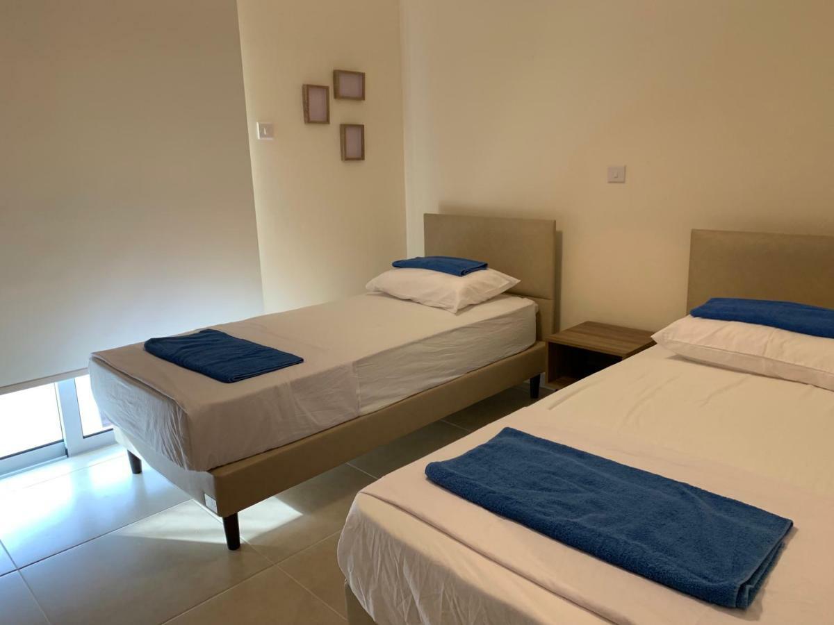Mythical Sands New Luxury Apartment Paralimni Eksteriør billede