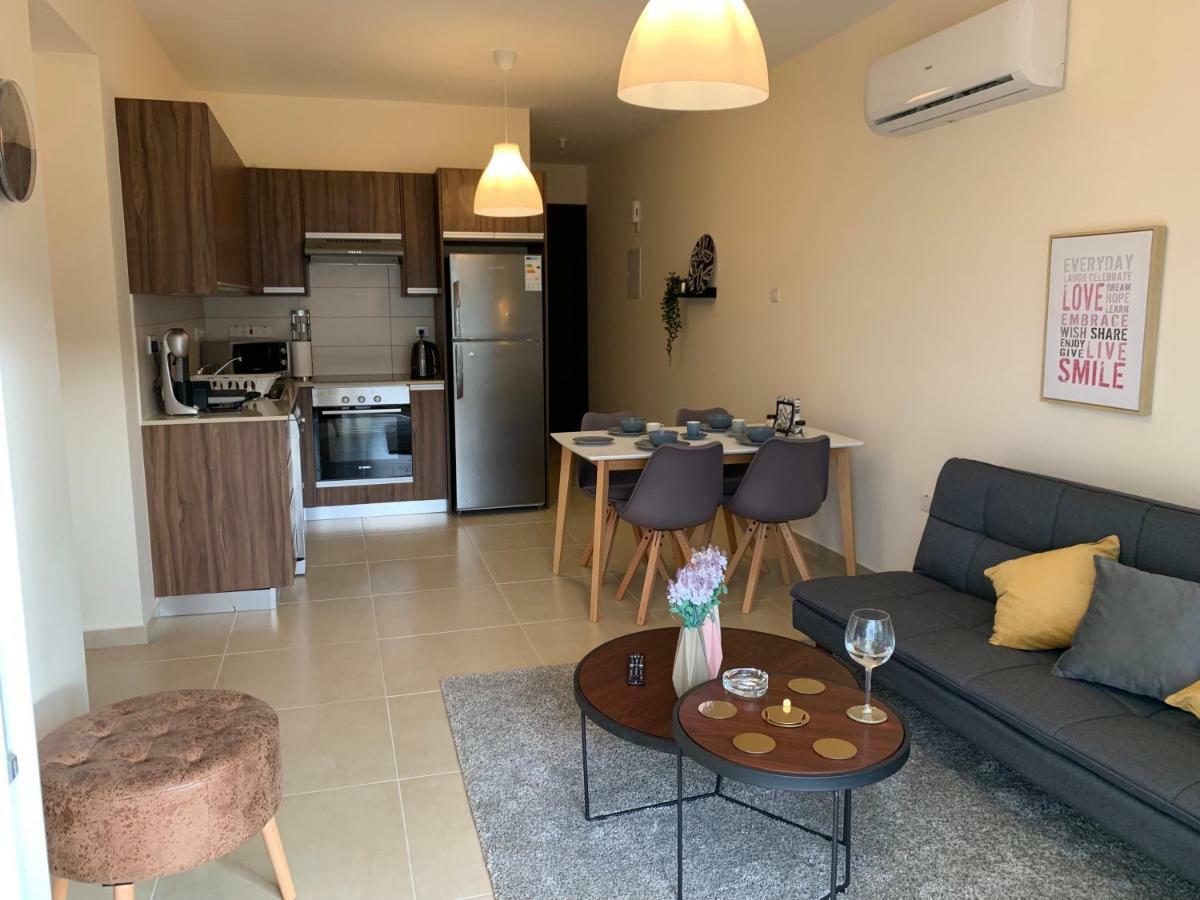 Mythical Sands New Luxury Apartment Paralimni Eksteriør billede
